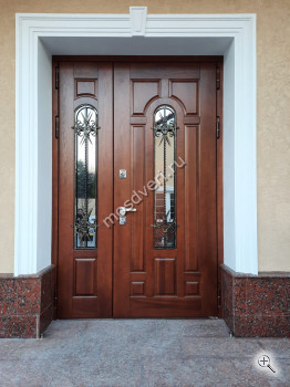 Элитная входная дверь со стеклом полуторной конструкции - купить от производителя Мосдвери Элитная входная дверь со стеклом полуторной конструкции